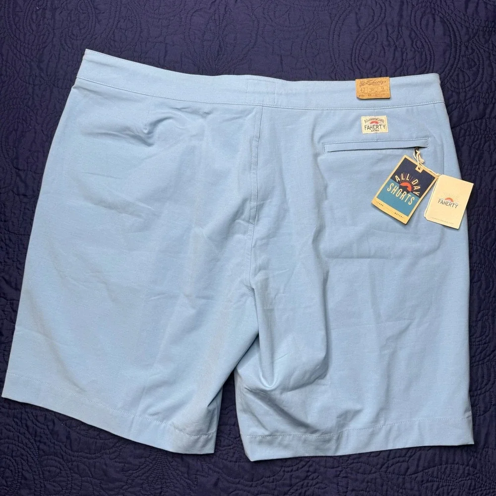 Faherty All Day Shorts Men's Size 42 Light Blue‎ Recycled Blend Stretch Casual